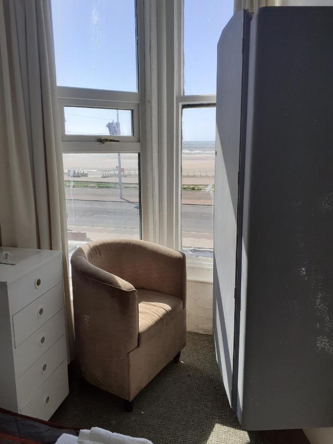 The Coastal Bay Hotel Blackpool Exteriör bild